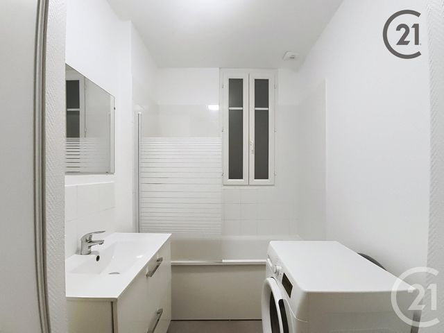 Appartement F2 à louer - 2 pièces - 38.0 m2 - TROYES - 10 - CHAMPAGNE-ARDENNE - Century 21 Martinot Immobilier