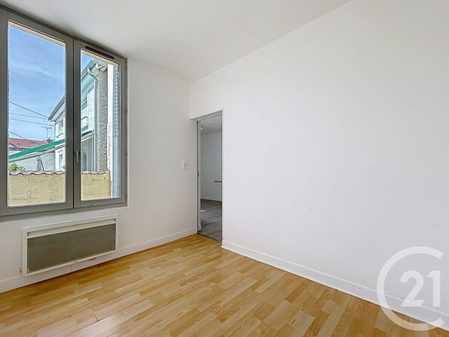 Appartement F1 à louer - 1 pièce - 29.5 m2 - TROYES - 10 - CHAMPAGNE-ARDENNE - Century 21 Martinot Immobilier