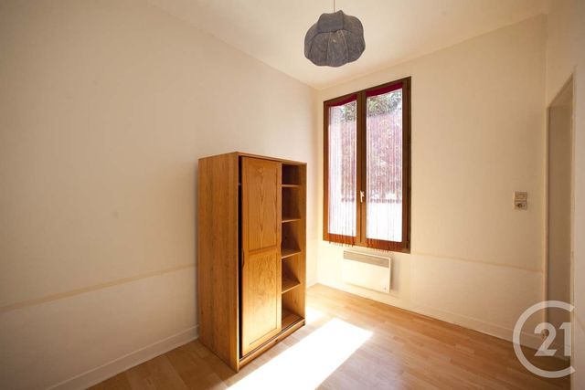 Appartement F1 à louer - 1 pièce - 29.5 m2 - TROYES - 10 - CHAMPAGNE-ARDENNE - Century 21 Martinot Immobilier