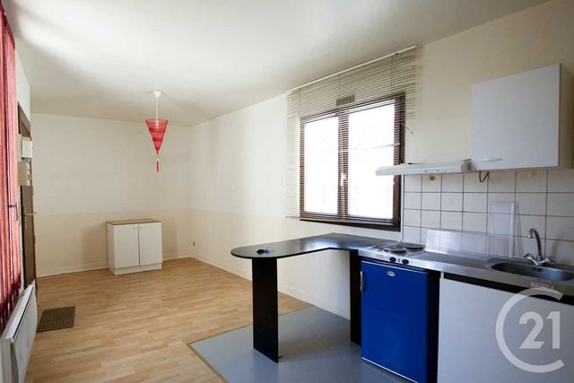 Appartement F1 à louer - 1 pièce - 29.5 m2 - TROYES - 10 - CHAMPAGNE-ARDENNE - Century 21 Martinot Immobilier
