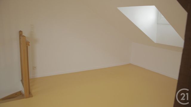 Appartement F3 bis à louer - 3 pièces - 75.9 m2 - STE SAVINE - 10 - CHAMPAGNE-ARDENNE - Century 21 Martinot Immobilier