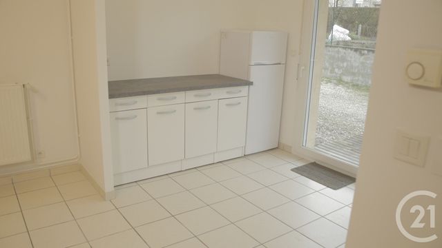 Appartement F3 bis à louer - 3 pièces - 75.9 m2 - STE SAVINE - 10 - CHAMPAGNE-ARDENNE - Century 21 Martinot Immobilier
