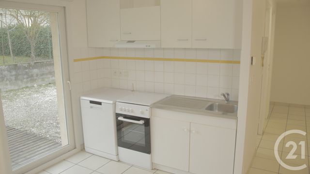 Appartement F3 bis à louer - 3 pièces - 75.9 m2 - STE SAVINE - 10 - CHAMPAGNE-ARDENNE - Century 21 Martinot Immobilier