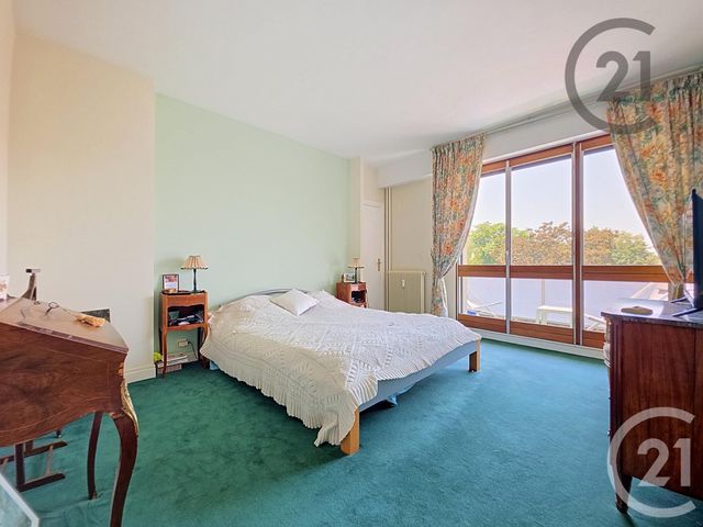 Appartement F5 à vendre - 5 pièces - 136.0 m2 - TROYES - 10 - CHAMPAGNE-ARDENNE - Century 21 Martinot Immobilier
