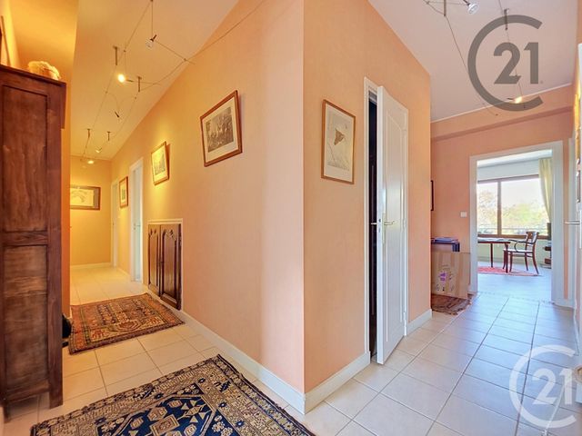 Appartement F5 à vendre - 5 pièces - 136.0 m2 - TROYES - 10 - CHAMPAGNE-ARDENNE - Century 21 Martinot Immobilier