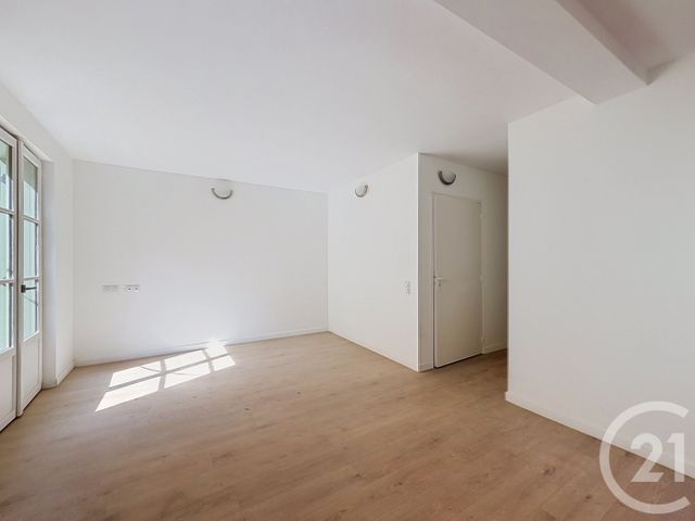 Appartement F3 à louer - 3 pièces - 55.3 m2 - TROYES - 10 - CHAMPAGNE-ARDENNE - Century 21 Martinot Immobilier