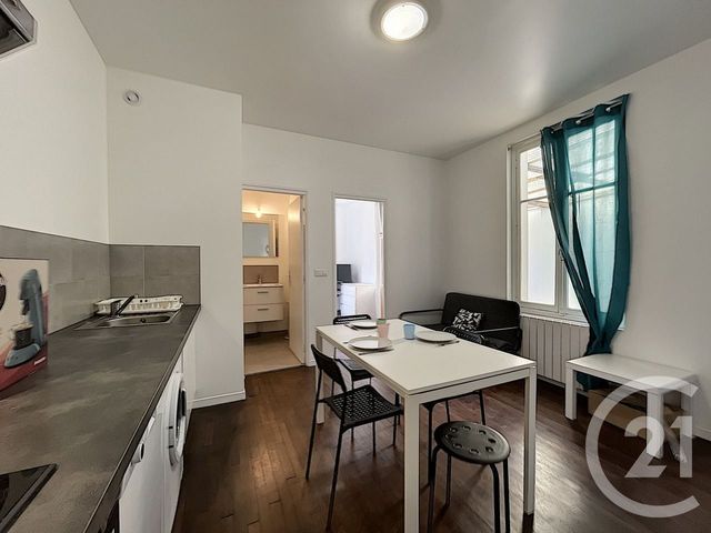 Appartement F2 à louer - 2 pièces - 40.1 m2 - TROYES - 10 - CHAMPAGNE-ARDENNE - Century 21 Martinot Immobilier