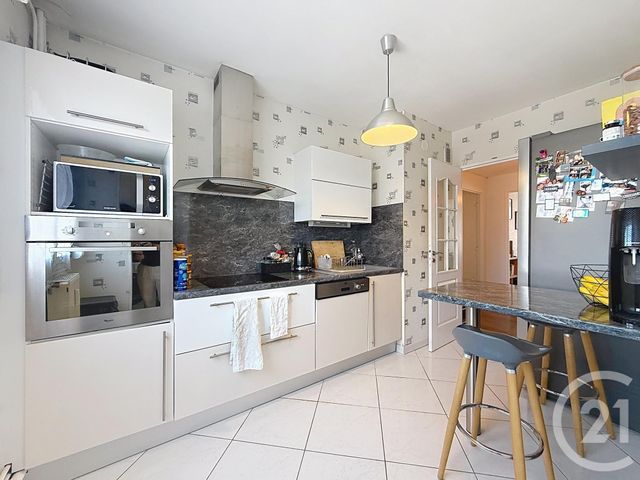 Appartement F4 à vendre - 4 pièces - 84.0 m2 - TROYES - 10 - CHAMPAGNE-ARDENNE - Century 21 Martinot Immobilier