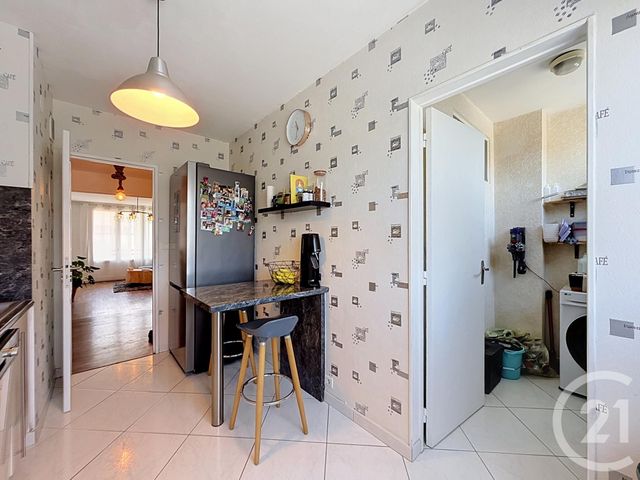 Appartement F4 à vendre - 4 pièces - 84.0 m2 - TROYES - 10 - CHAMPAGNE-ARDENNE - Century 21 Martinot Immobilier
