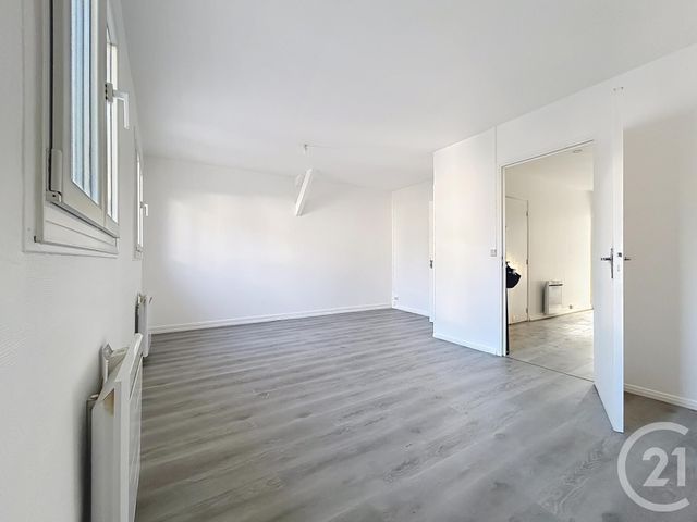 Appartement F2 à louer - 2 pièces - 53.42 m2 - TROYES - 10 - CHAMPAGNE-ARDENNE - Century 21 Martinot Immobilier