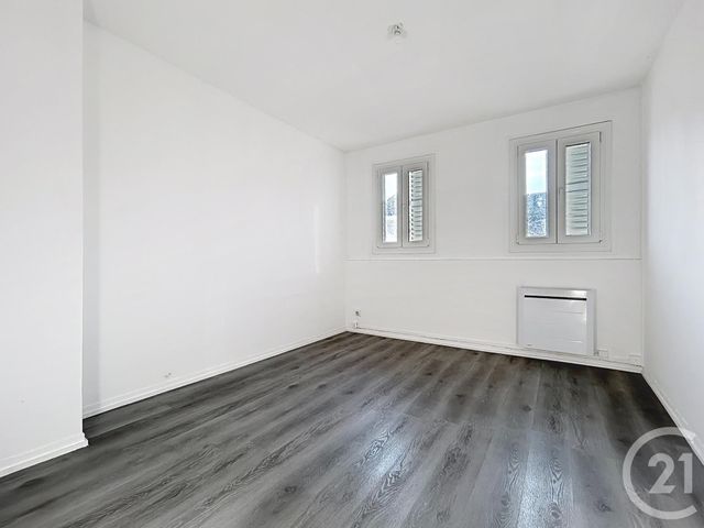 Appartement F2 à louer - 2 pièces - 53.42 m2 - TROYES - 10 - CHAMPAGNE-ARDENNE - Century 21 Martinot Immobilier