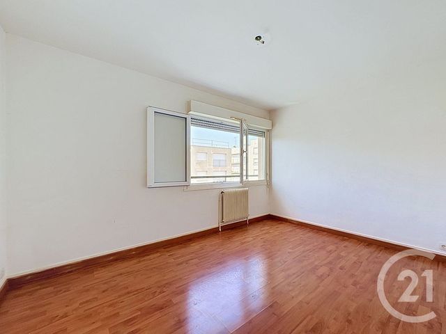 Appartement à vendre - 2 pièces - 48.69 m2 - TROYES - 10 - CHAMPAGNE-ARDENNE - Century 21 Martinot Immobilier