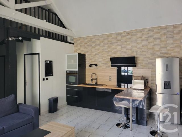 Appartement T2 à louer - 2 pièces - 52.56 m2 - TROYES - 10 - CHAMPAGNE-ARDENNE - Century 21 Martinot Immobilier