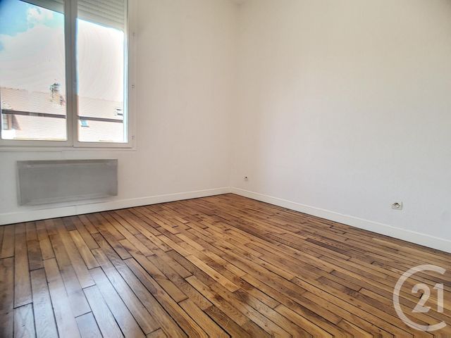 Appartement F3 à louer - 3 pièces - 43.7 m2 - LA CHAPELLE ST LUC - 10 - CHAMPAGNE-ARDENNE - Century 21 Martinot Immobilier