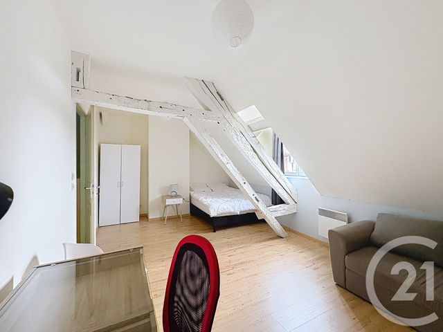Appartement à louer - 4 pièces - 87.5 m2 - TROYES - 10 - CHAMPAGNE-ARDENNE - Century 21 Martinot Immobilier