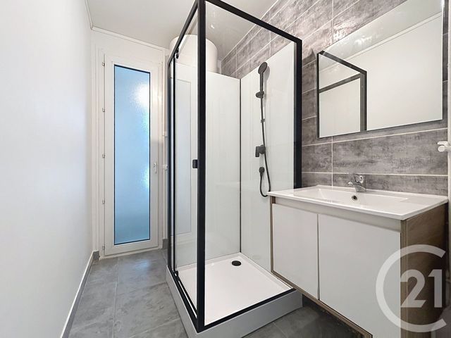 Appartement F2 à louer - 2 pièces - 44.54 m2 - TROYES - 10 - CHAMPAGNE-ARDENNE - Century 21 Martinot Immobilier