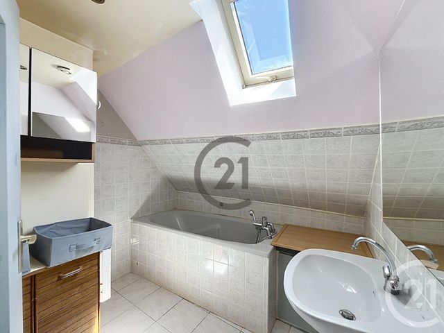 Appartement T2 à vendre - 2 pièces - 39.71 m2 - TROYES - 10 - CHAMPAGNE-ARDENNE - Century 21 Martinot Immobilier