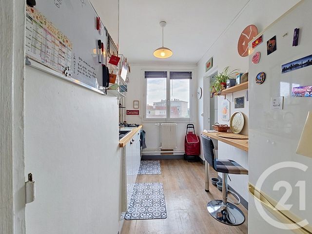 Appartement à vendre - 2 pièces - 48.0 m2 - TROYES - 10 - CHAMPAGNE-ARDENNE - Century 21 Martinot Immobilier
