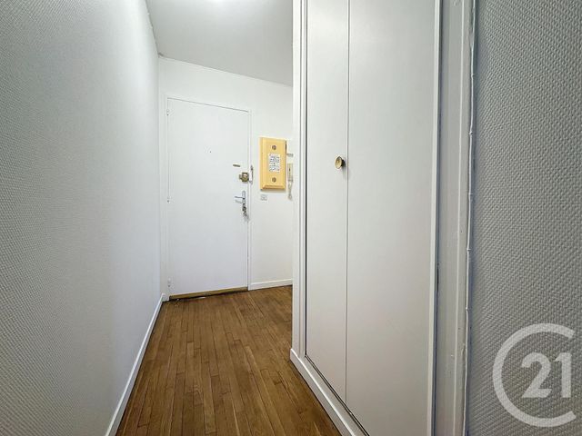 Appartement F1 à louer - 1 pièce - 36.0 m2 - TROYES - 10 - CHAMPAGNE-ARDENNE - Century 21 Martinot Immobilier