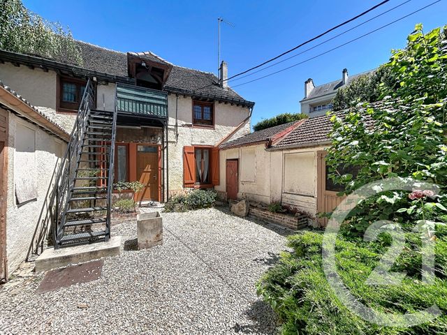 Appartement F3 à louer - 3 pièces - 51.41 m2 - TROYES - 10 - CHAMPAGNE-ARDENNE - Century 21 Martinot Immobilier