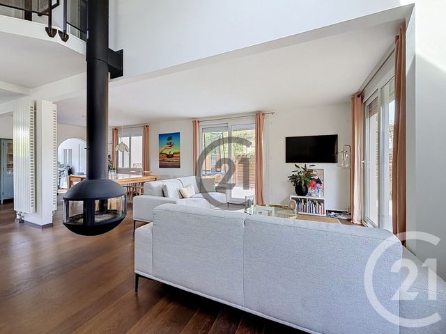maison à vendre - 6 pièces - 191.0 m2 - ST JULIEN LES VILLAS - 10 - CHAMPAGNE-ARDENNE - Century 21 Martinot Immobilier