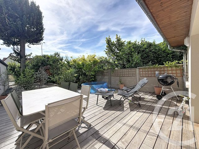 maison à vendre - 6 pièces - 191.0 m2 - ST JULIEN LES VILLAS - 10 - CHAMPAGNE-ARDENNE - Century 21 Martinot Immobilier