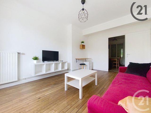Appartement T2 à louer - 2 pièces - 46.34 m2 - TROYES - 10 - CHAMPAGNE-ARDENNE - Century 21 Martinot Immobilier