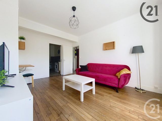 Appartement T2 à louer - 2 pièces - 46.34 m2 - TROYES - 10 - CHAMPAGNE-ARDENNE - Century 21 Martinot Immobilier