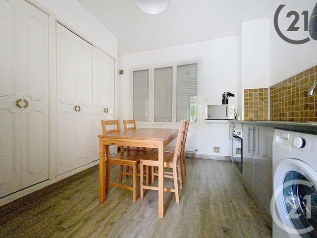 Appartement T2 à louer - 2 pièces - 46.34 m2 - TROYES - 10 - CHAMPAGNE-ARDENNE - Century 21 Martinot Immobilier