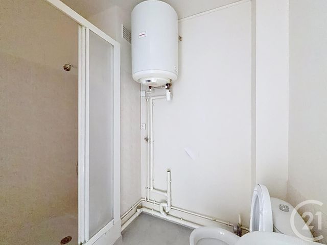 Appartement F1 à louer - 1 pièce - 34.0 m2 - TROYES - 10 - CHAMPAGNE-ARDENNE - Century 21 Martinot Immobilier