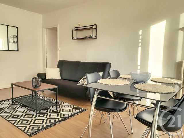 Appartement F3 à louer - 3 pièces - 53.5 m2 - TROYES - 10 - CHAMPAGNE-ARDENNE - Century 21 Martinot Immobilier