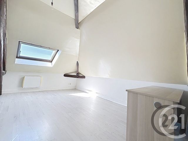 Appartement T2 à vendre - 2 pièces - 38.0 m2 - TROYES - 10 - CHAMPAGNE-ARDENNE - Century 21 Martinot Immobilier