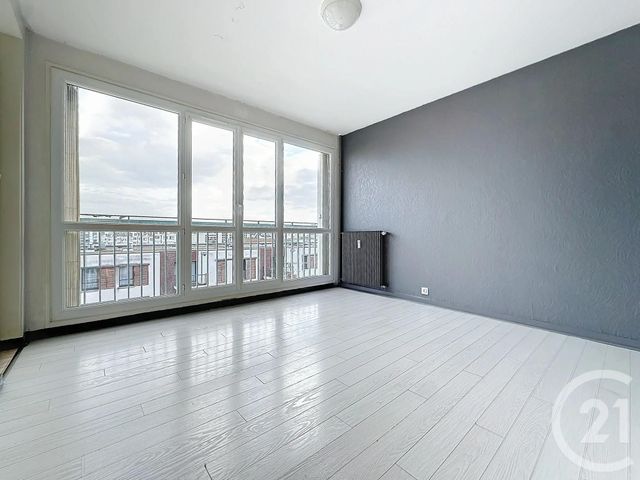 Appartement F1 à louer - 1 pièce - 26.0 m2 - TROYES - 10 - CHAMPAGNE-ARDENNE - Century 21 Martinot Immobilier