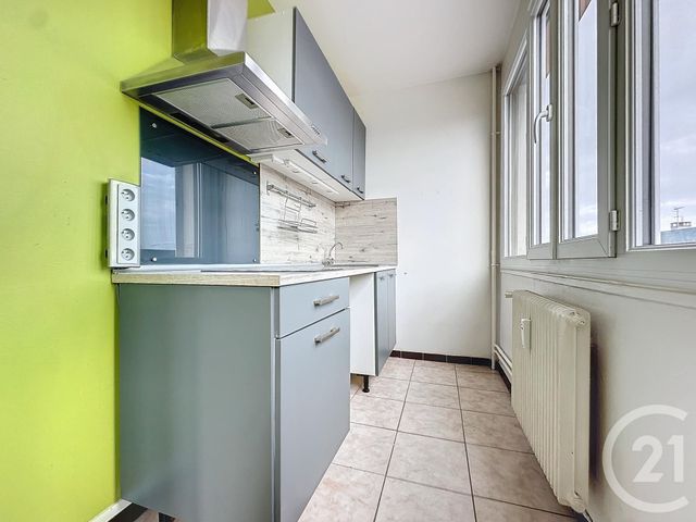 Appartement F1 à louer - 1 pièce - 26.0 m2 - TROYES - 10 - CHAMPAGNE-ARDENNE - Century 21 Martinot Immobilier