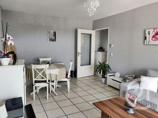 Appartement F3 à louer - 3 pièces - 56.5 m2 - TROYES - 10 - CHAMPAGNE-ARDENNE - Century 21 Martinot Immobilier