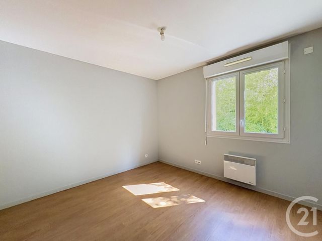 Appartement T3 à louer - 3 pièces - 69.19 m2 - ST ANDRE LES VERGERS - 10 - CHAMPAGNE-ARDENNE - Century 21 Martinot Immobilier