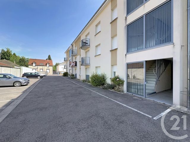 Appartement T3 à louer - 3 pièces - 69.19 m2 - ST ANDRE LES VERGERS - 10 - CHAMPAGNE-ARDENNE - Century 21 Martinot Immobilier