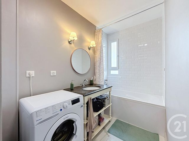Appartement F4 à vendre - 4 pièces - 77.83 m2 - ST JULIEN LES VILLAS - 10 - CHAMPAGNE-ARDENNE - Century 21 Martinot Immobilier