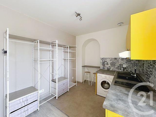 Appartement Studio à louer - 1 pièce - 20.1 m2 - TROYES - 10 - CHAMPAGNE-ARDENNE - Century 21 Martinot Immobilier