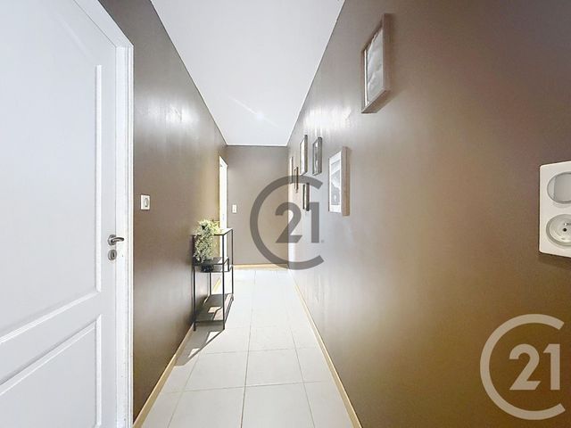 maison à vendre - 6 pièces - 122.0 m2 - CRESANTIGNES - 10 - CHAMPAGNE-ARDENNE - Century 21 Martinot Immobilier