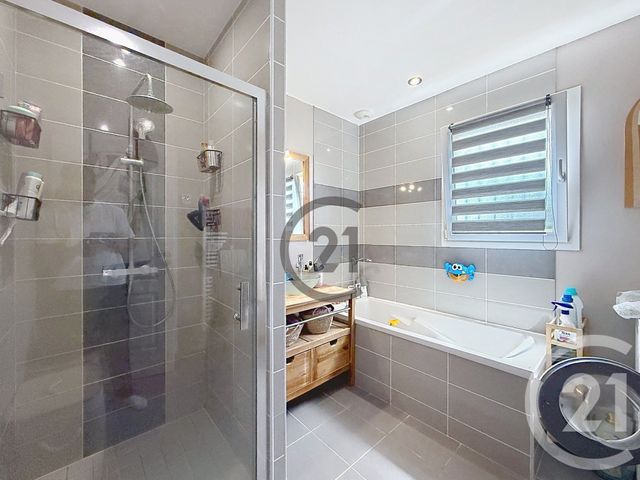 maison à vendre - 6 pièces - 122.0 m2 - CRESANTIGNES - 10 - CHAMPAGNE-ARDENNE - Century 21 Martinot Immobilier