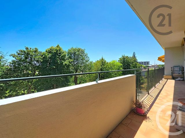 Appartement F5 à vendre - 5 pièces - 99.0 m2 - TROYES - 10 - CHAMPAGNE-ARDENNE - Century 21 Martinot Immobilier