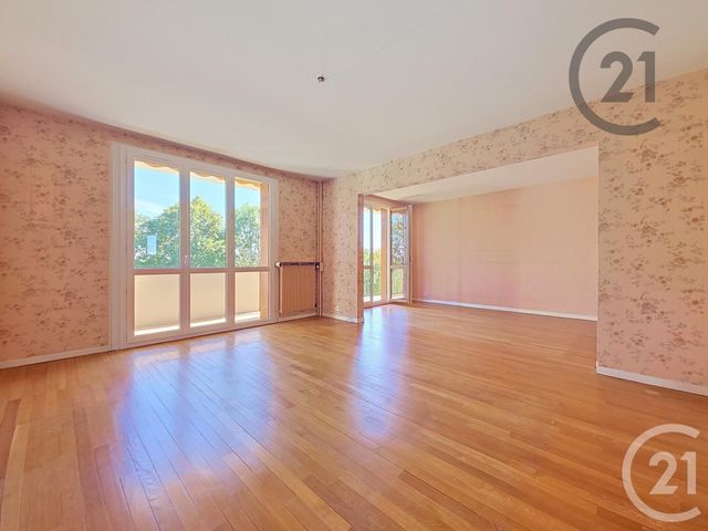 Appartement F5 à vendre - 5 pièces - 99.0 m2 - TROYES - 10 - CHAMPAGNE-ARDENNE - Century 21 Martinot Immobilier