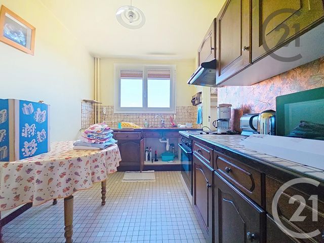 Appartement F5 à vendre - 5 pièces - 99.0 m2 - TROYES - 10 - CHAMPAGNE-ARDENNE - Century 21 Martinot Immobilier