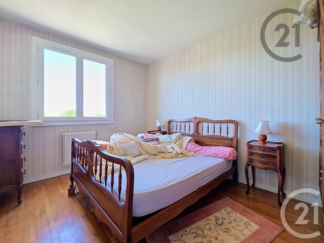 Appartement F5 à vendre - 5 pièces - 99.0 m2 - TROYES - 10 - CHAMPAGNE-ARDENNE - Century 21 Martinot Immobilier