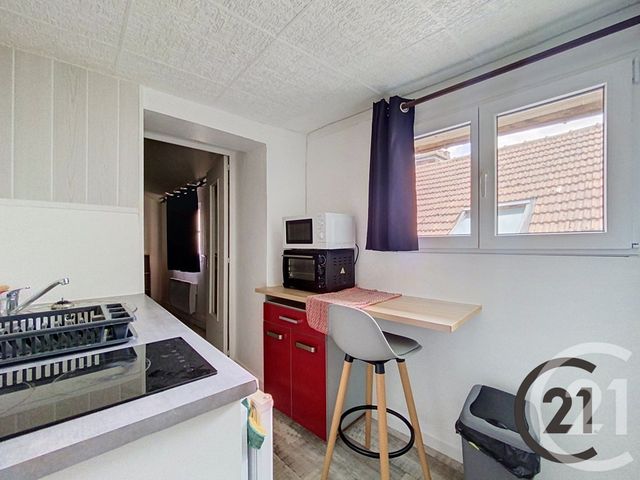 Appartement Studio à vendre - 1 pièce - 28.6 m2 - TROYES - 10 - CHAMPAGNE-ARDENNE - Century 21 Martinot Immobilier