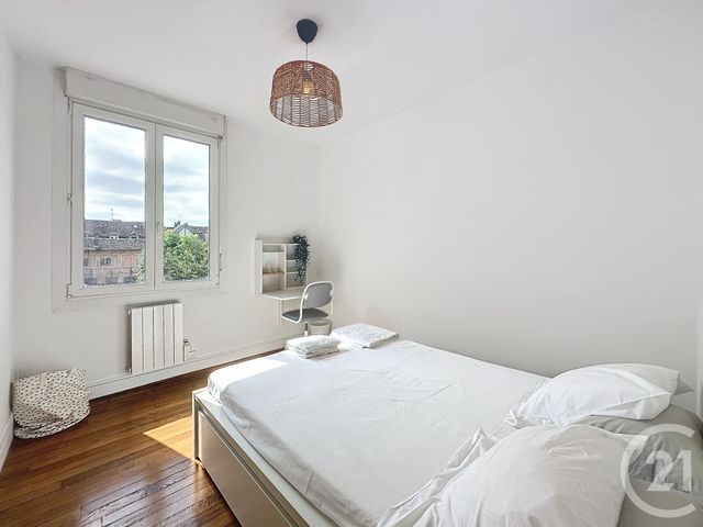 Appartement T4 à louer - 4 pièces - 68.33 m2 - TROYES - 10 - CHAMPAGNE-ARDENNE - Century 21 Martinot Immobilier