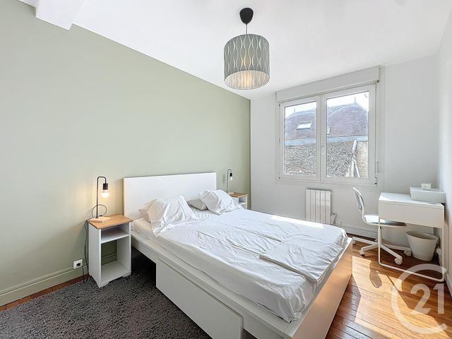 Appartement T4 à louer - 4 pièces - 68.33 m2 - TROYES - 10 - CHAMPAGNE-ARDENNE - Century 21 Martinot Immobilier