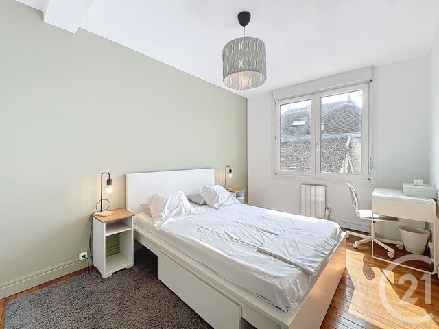Appartement T4 à louer - 4 pièces - 68.33 m2 - TROYES - 10 - CHAMPAGNE-ARDENNE - Century 21 Martinot Immobilier