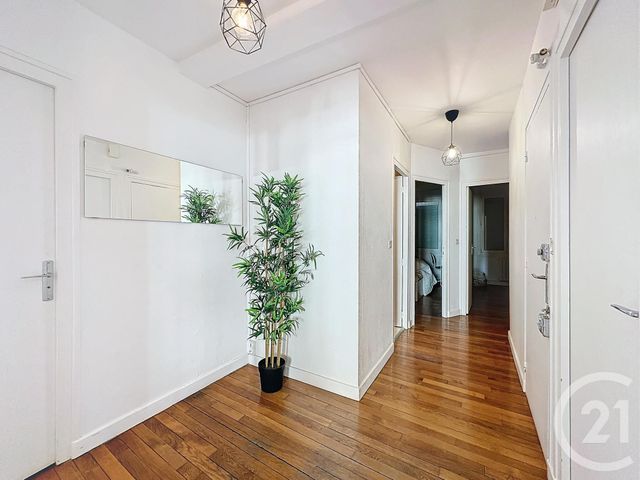 Appartement T4 à louer - 4 pièces - 68.33 m2 - TROYES - 10 - CHAMPAGNE-ARDENNE - Century 21 Martinot Immobilier